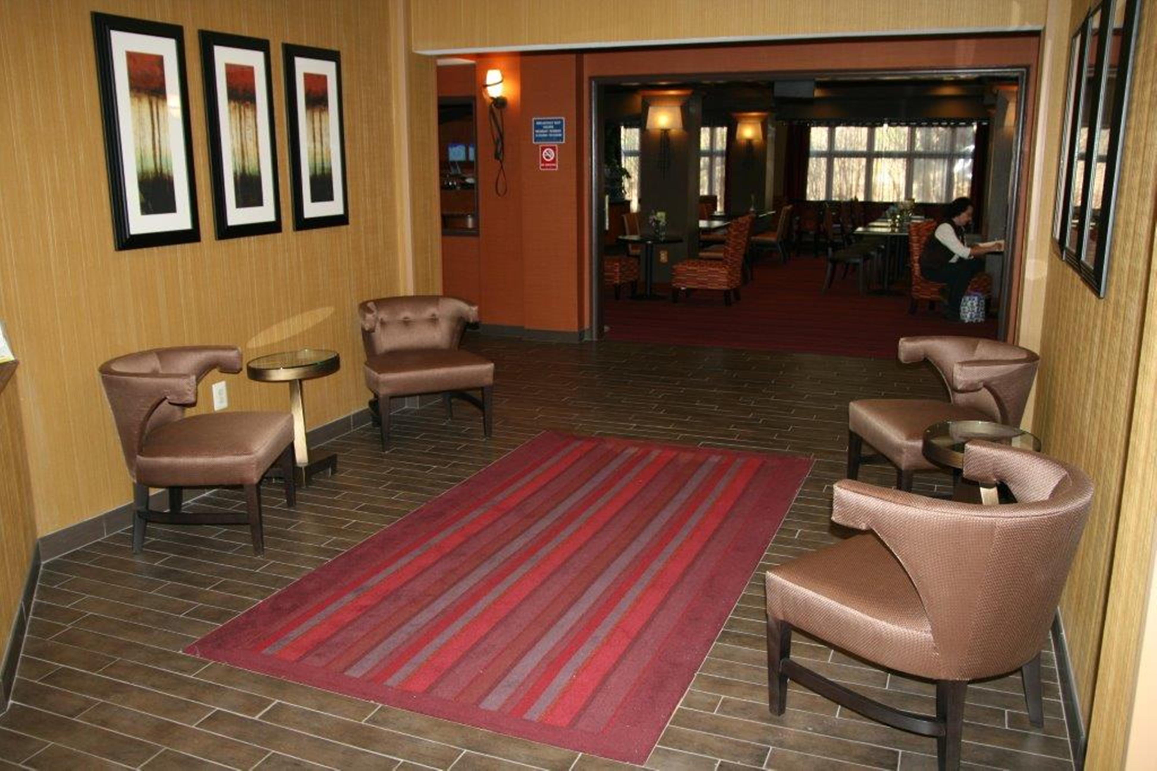 Holiday Inn Express Hotel & Suites Vineland Millville By Ihg Exteriör bild