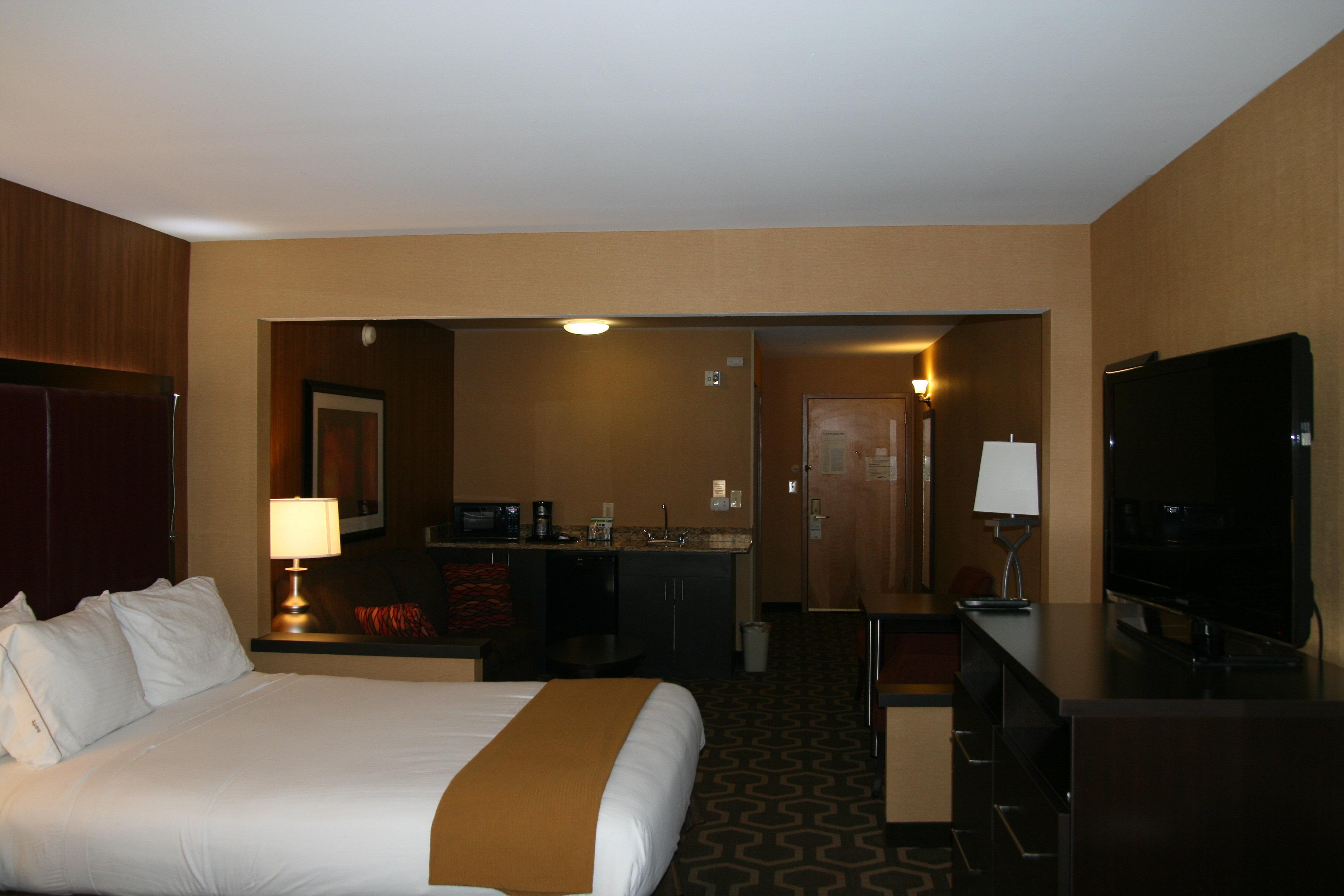 Holiday Inn Express Hotel & Suites Vineland Millville By Ihg Exteriör bild