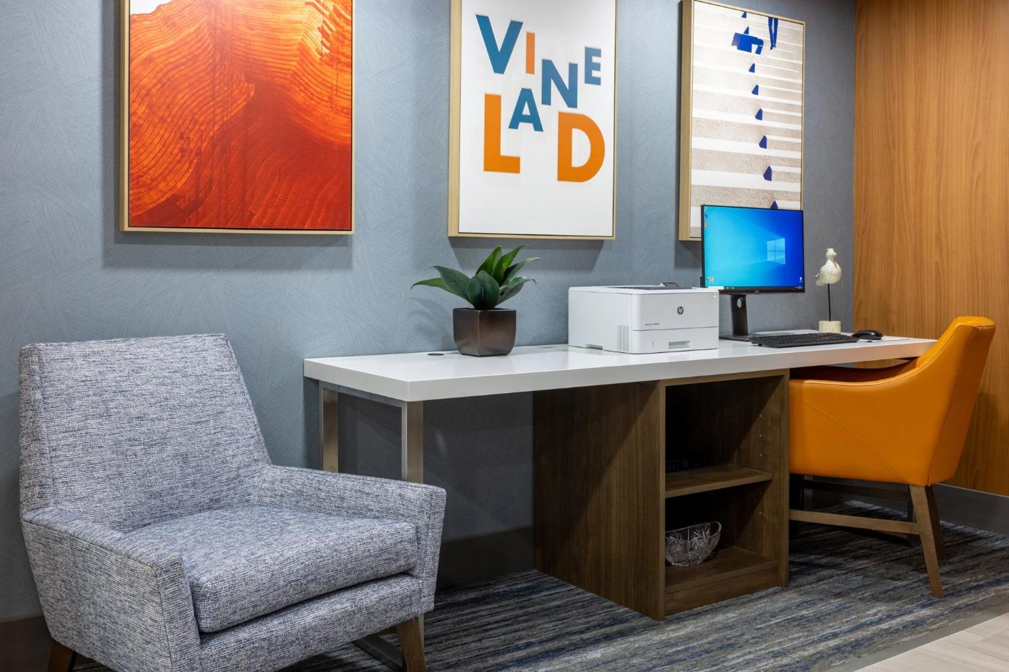 Holiday Inn Express Hotel & Suites Vineland Millville By Ihg Exteriör bild