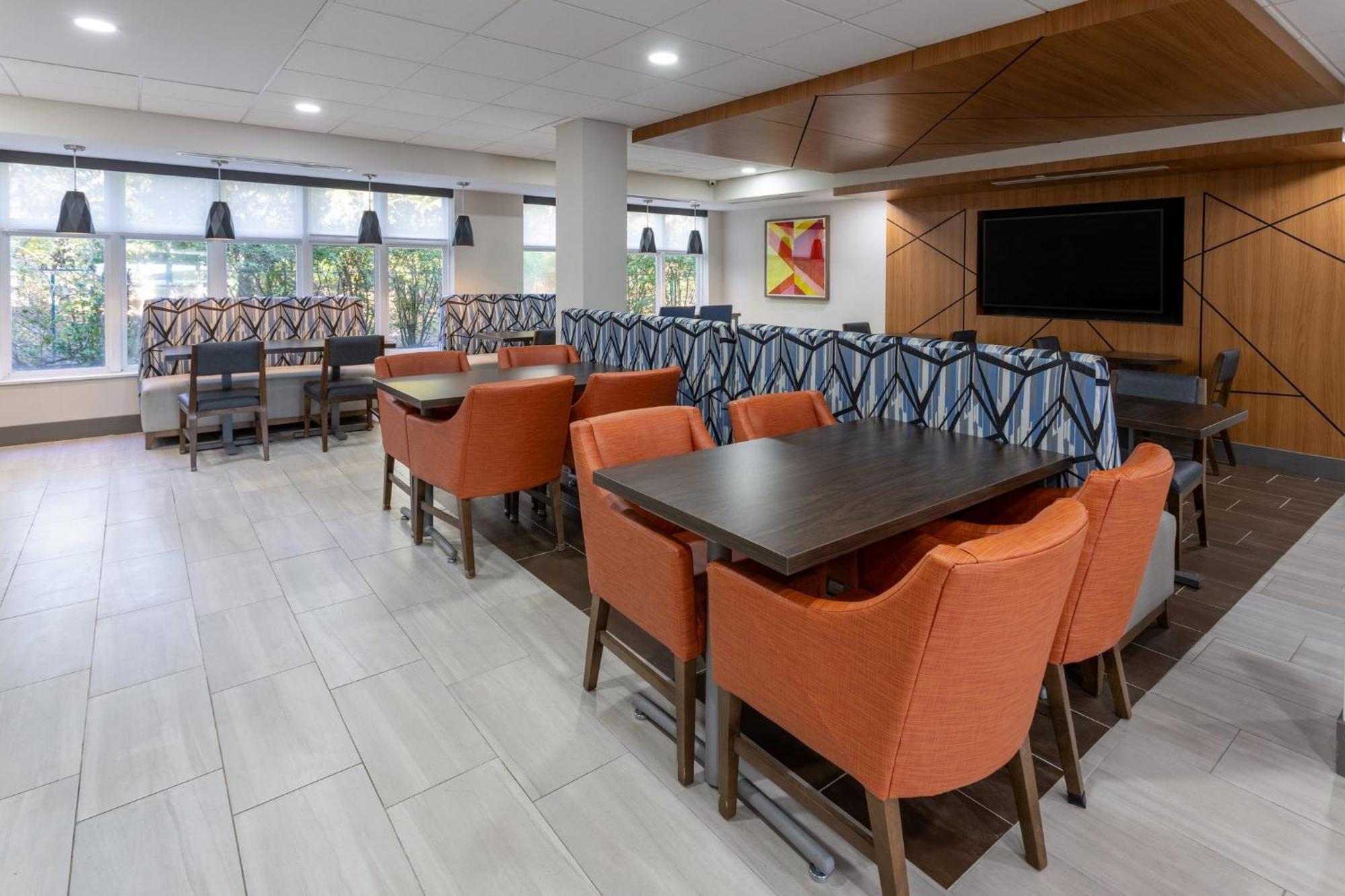 Holiday Inn Express Hotel & Suites Vineland Millville By Ihg Exteriör bild