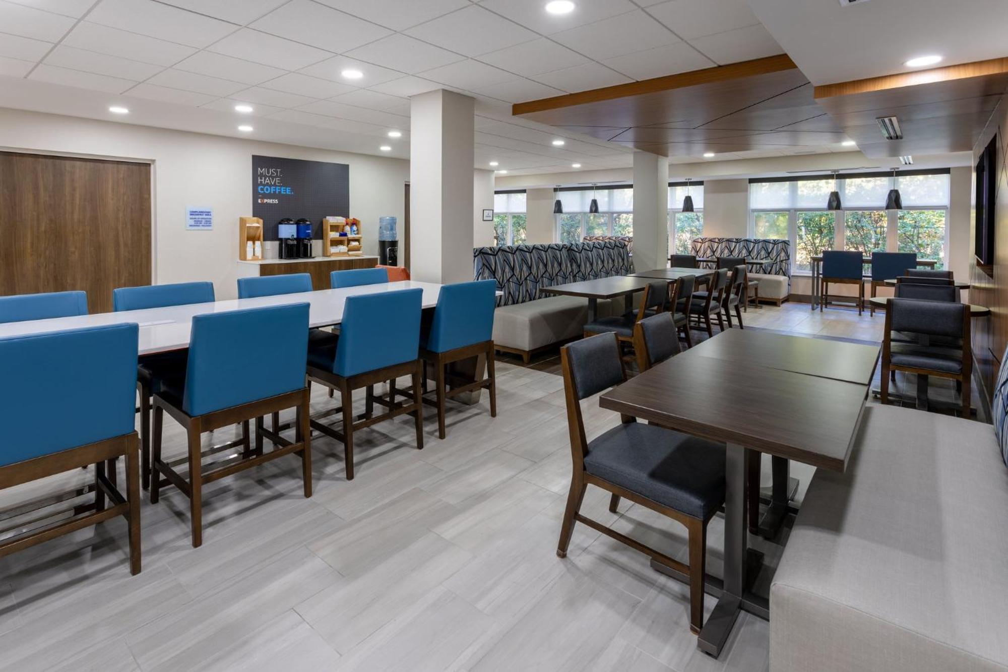 Holiday Inn Express Hotel & Suites Vineland Millville By Ihg Exteriör bild